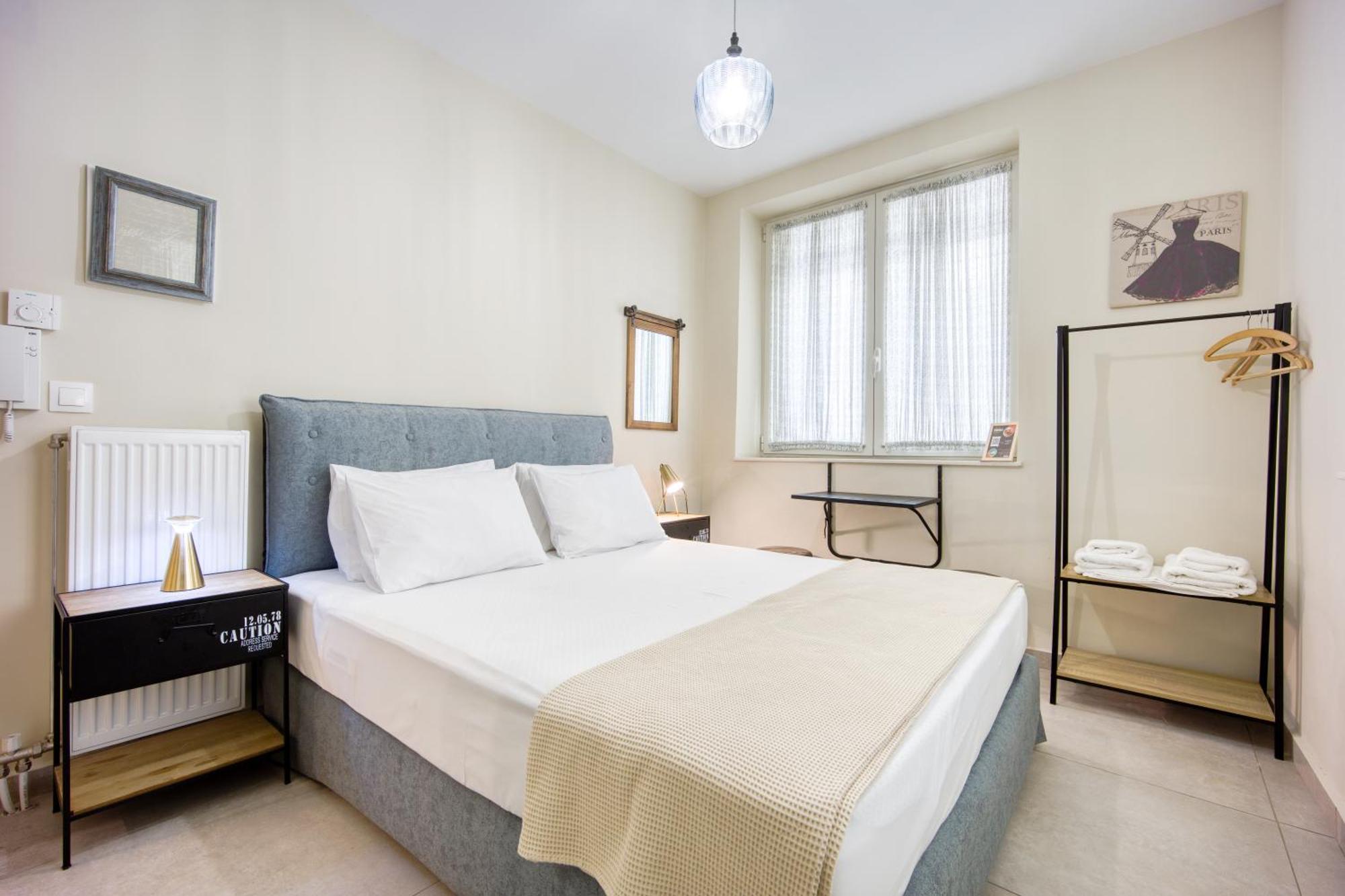 Bentzi...Boutique Apartment 1, Classic Double With Kitchenette, 2 Guests Athens Ngoại thất bức ảnh