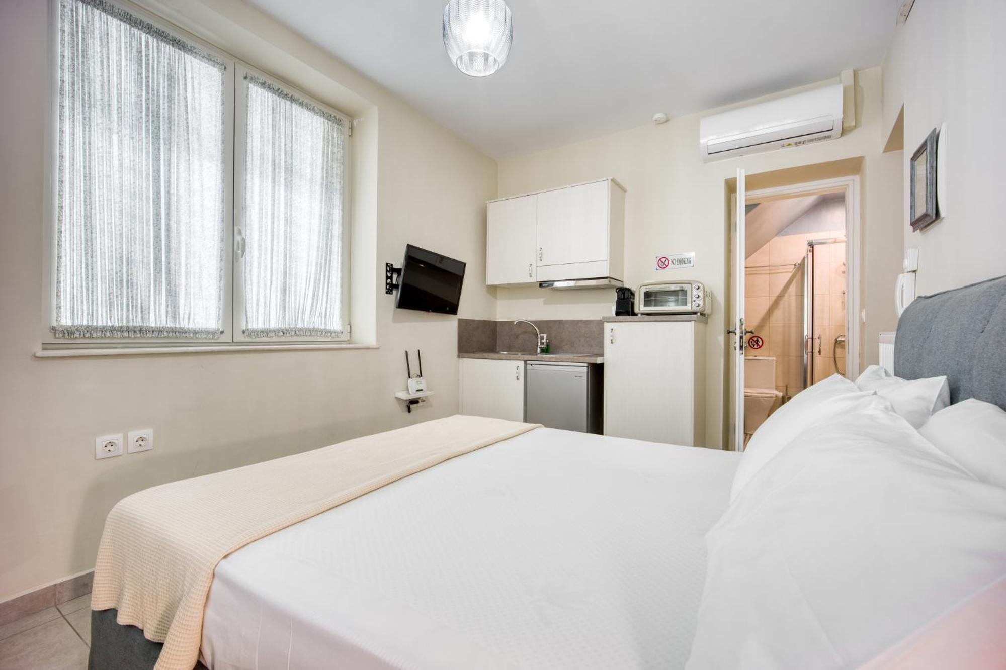 Bentzi...Boutique Apartment 1, Classic Double With Kitchenette, 2 Guests Athens Ngoại thất bức ảnh